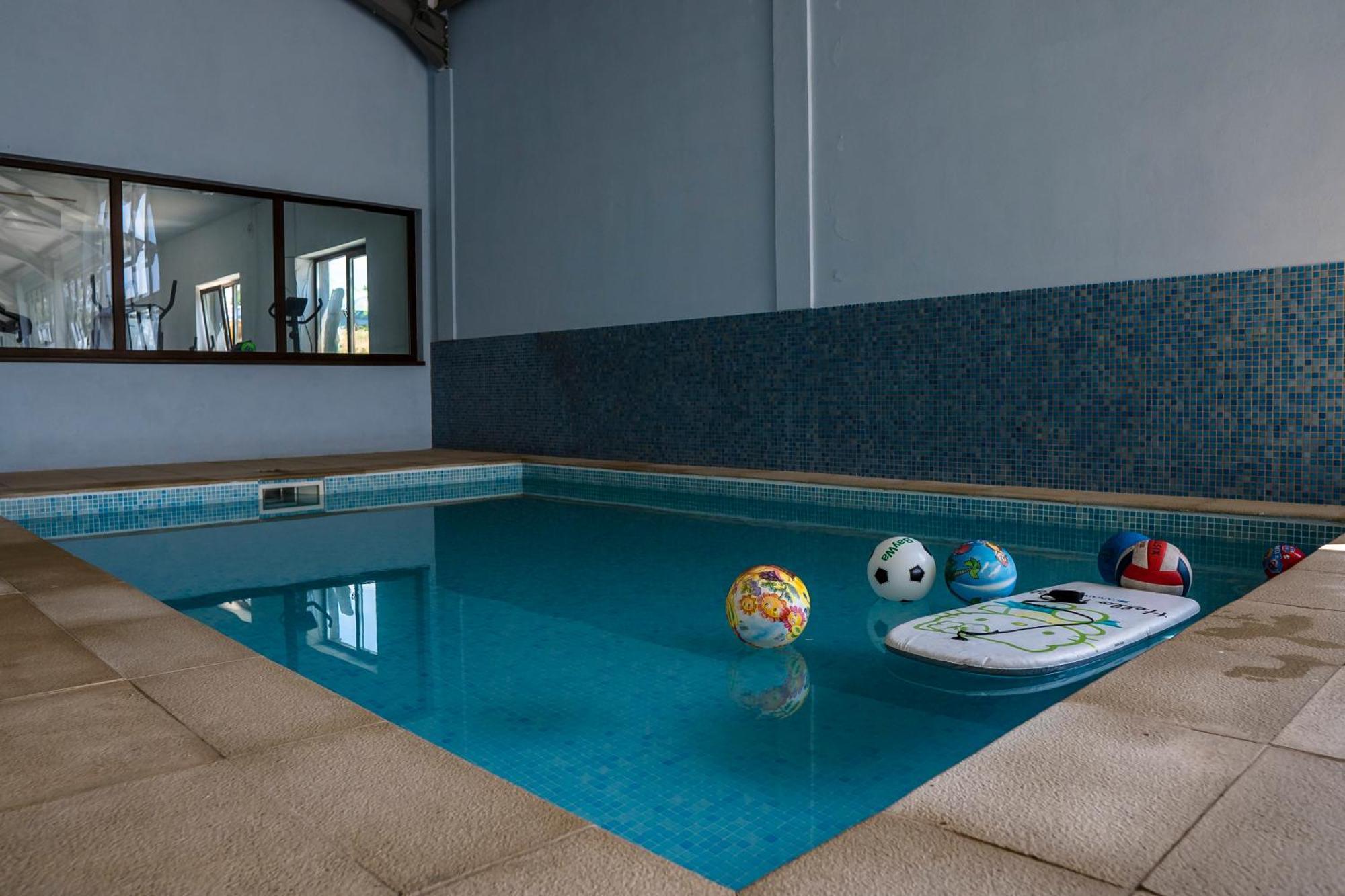 Crasna  Aquacool酒店 外观 照片